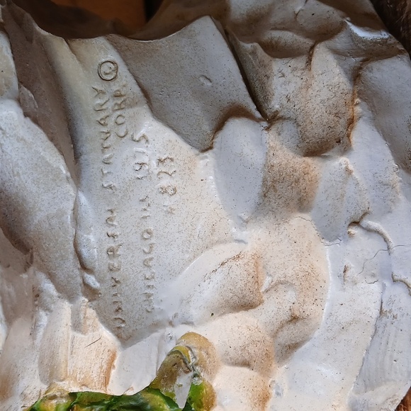 Vintage 1975 Universal Statuary Corp Boy Planter - Picture 4 of 4